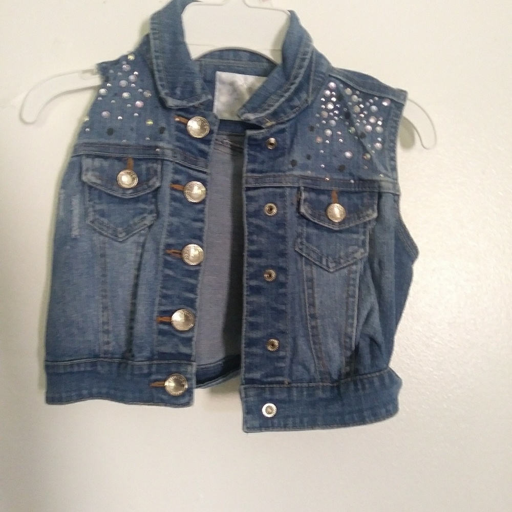 Vest - Picture 2 of 2